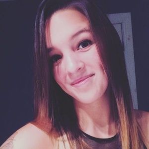 Meet your Posher, Valérie